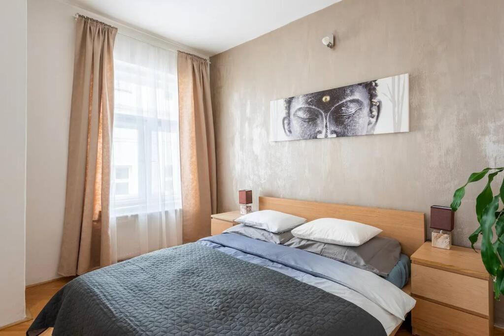 2 Bedrooms Apt Near Wenceslas Sq ปราก ภายนอก รูปภาพ