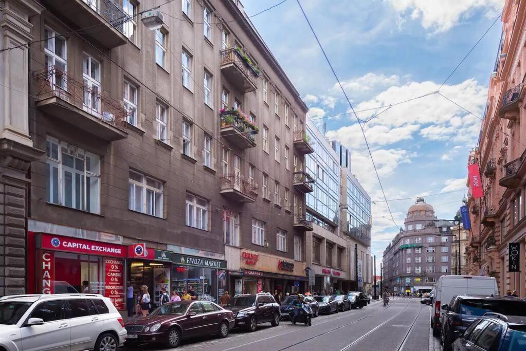 2 Bedrooms Apt Near Wenceslas Sq ปราก ภายนอก รูปภาพ